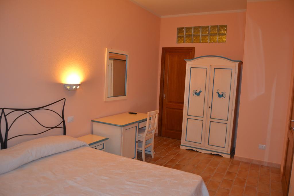 B&B La Pavoncella San Teodoro  Zimmer foto