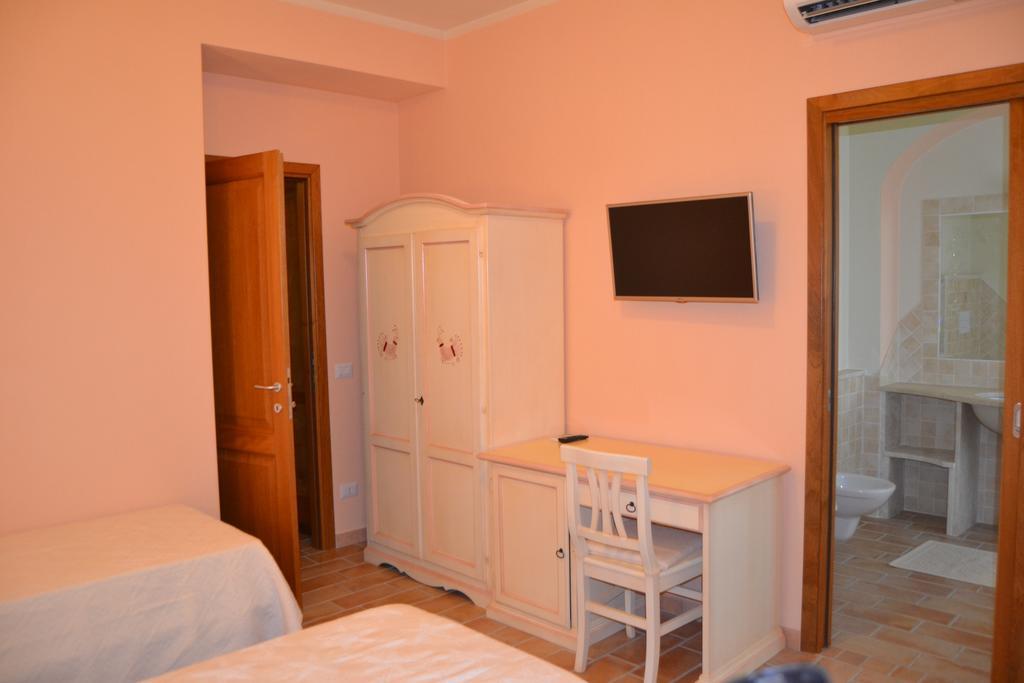 B&B La Pavoncella San Teodoro  Zimmer foto